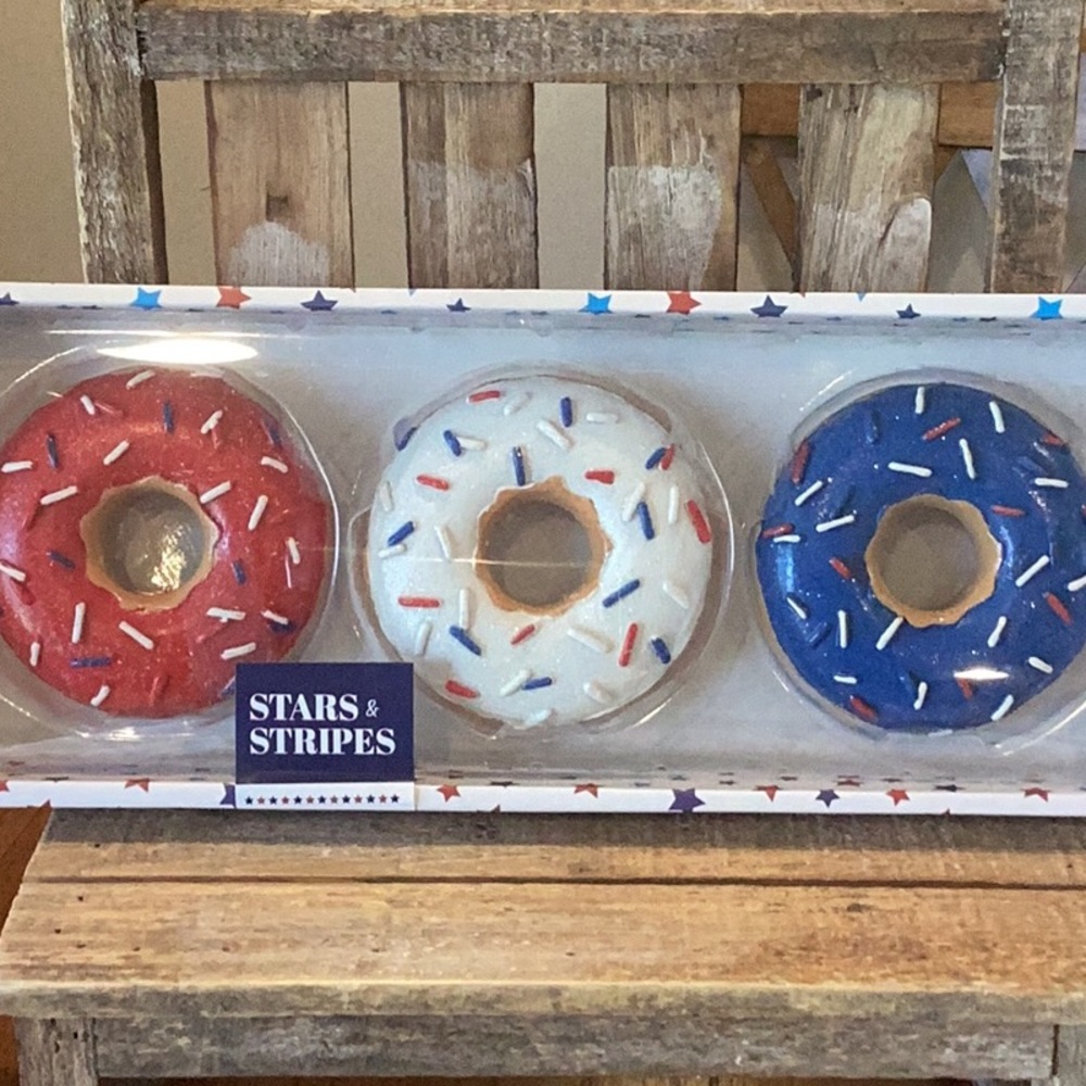 Patriotic Donuts - set of 3 donuts